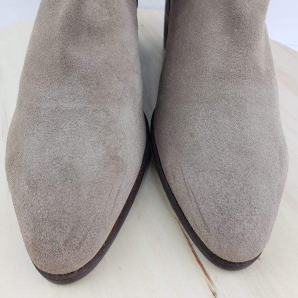 Dolce Vita Colbey Chelsea Boot Size 8.5 Taupe Gray Booties Block Heel Ponted Toe - Picture 11 of 12